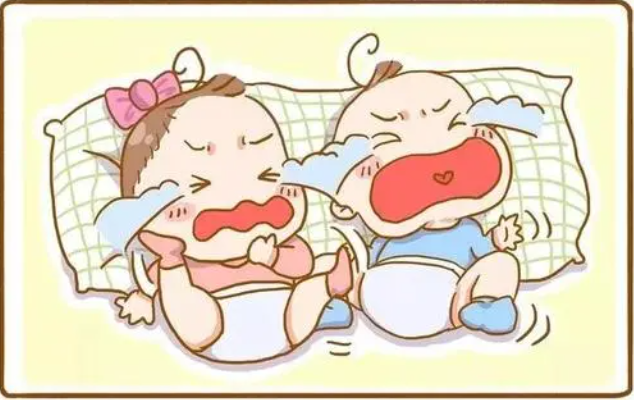 宝宝喝奶烫伤会突然哭闹