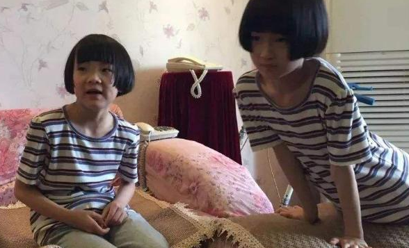 传统观念里双*胎就该穿一样的衣服