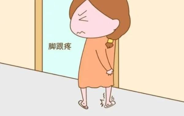 热水泡脚可以缓解脚后跟疼的情况