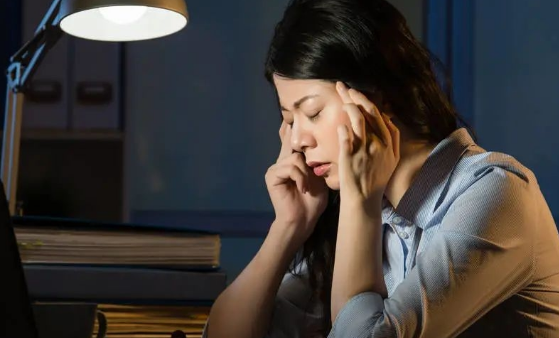 熬夜是一种不健康的生活方式g