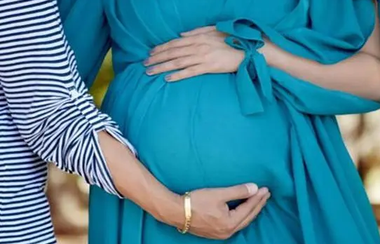 胎儿的男女由父母的遗传基因决定