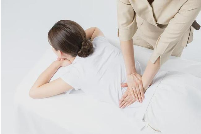 女性按三阴交部位能来月经